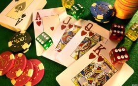 Antarmuka aplikasi mega2888 untuk Android menampilkan menu utama dengan opsi football, live dealer, dan slot games